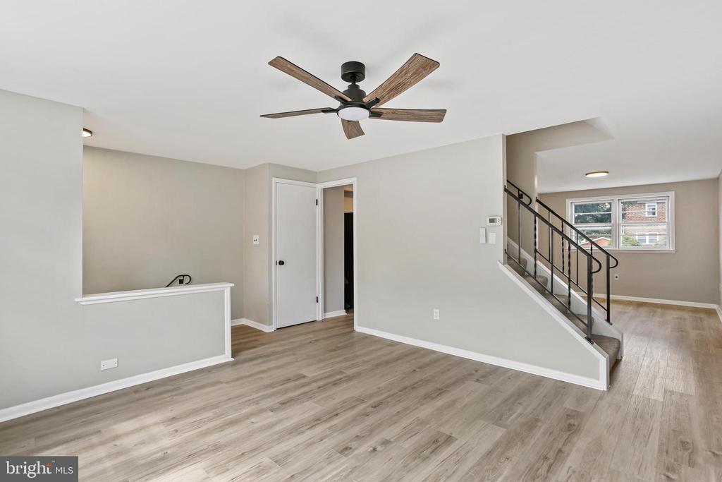 934 Circle Dr in Arbutus, MD - Building Photo