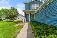 7857 S Kittredge Cir in Englewood, CO - Foto de edificio - Building Photo