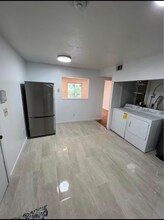 4 Park Ave Pl in Worcester, MA - Foto de edificio - Building Photo