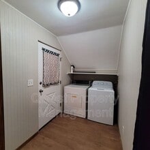 1401 Valley Ave NW in Grand Rapids, MI - Building Photo - Building Photo