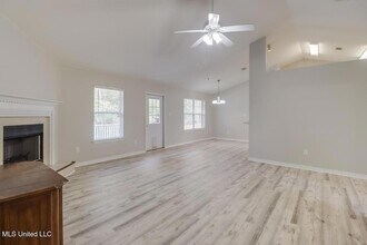 14886 E Shadow Creek Dr, Unit 1 in Biloxi, MS - Building Photo - Building Photo