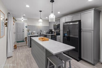 81 Franklin Ave in Ocean Grove, NJ - Building Photo - Building Photo