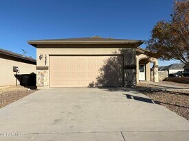 14387 High Rock Dr in El Paso, TX - Building Photo