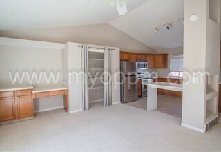 16419 Fowler Ave in Omaha, NE - Building Photo - Building Photo