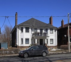 50 Lawrence Ave E in Toronto, ON - Building Photo