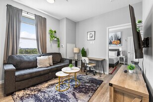 95 Broadway-SI ID1240360P, Unit SI ID1240360P in Everett, MA - Building Photo