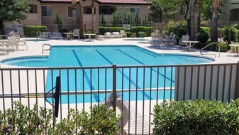 3354 Indian Shadow St in Las Vegas, NV - Building Photo