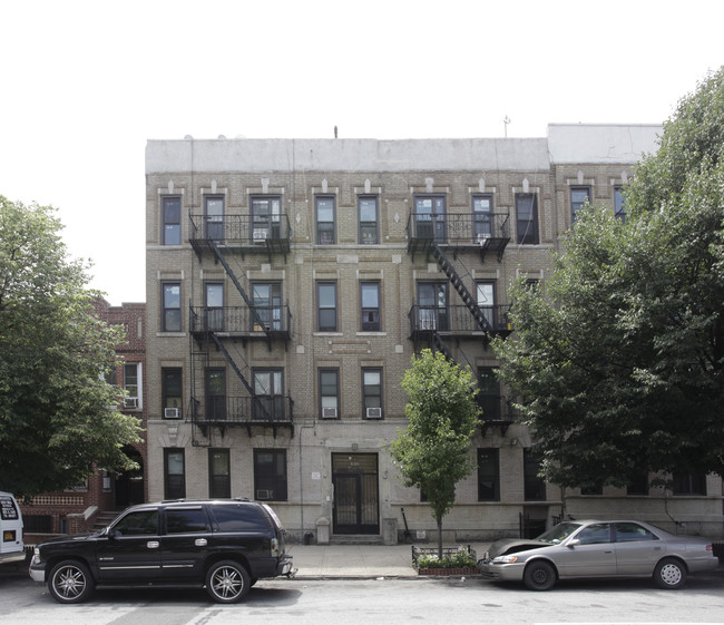 630 Howard Ave in Brooklyn, NY - Building Photo - Building Photo