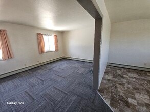 370 Shoshone Ave-Unit -Unit A in Green River, WY - Building Photo - Building Photo