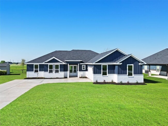 property at 529 Longhorn Trail