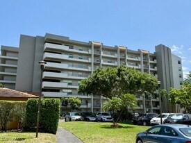 3910 Inverrary Blvd in Lauderhill, FL - Building Photo