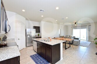 19258 N Toledo Ave in Maricopa, AZ - Building Photo - Building Photo