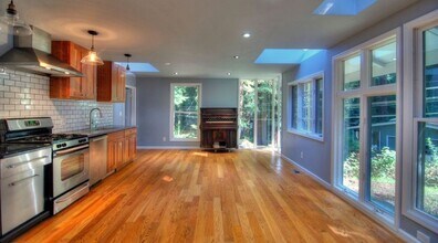 65 Sylvan Way in La Honda, CA - Building Photo - Building Photo