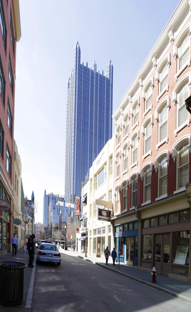 Market at Fifth in Pittsburgh, PA - Building Photo - Building Photo