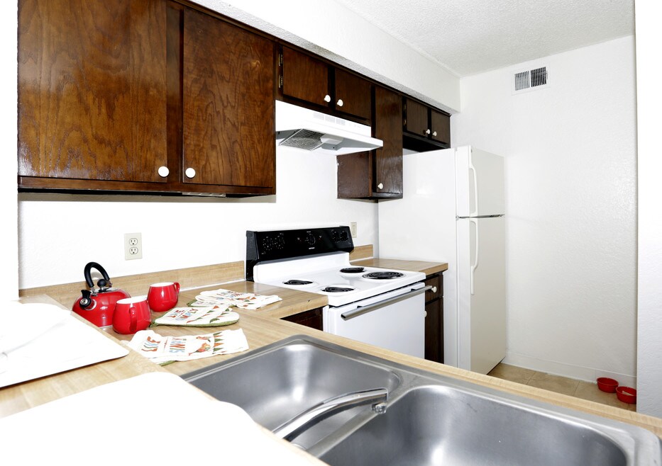 Rio Concho Manor Apartments San Angelo, TX Apartments For Rent