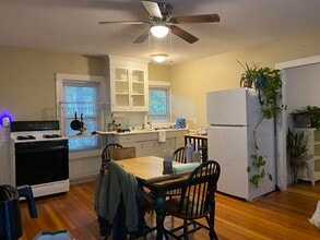 19 Esty St in Ashland, MA - Building Photo - Building Photo