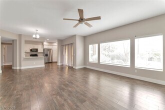 11885 Tevare Ln in Las Vegas, NV - Building Photo - Building Photo