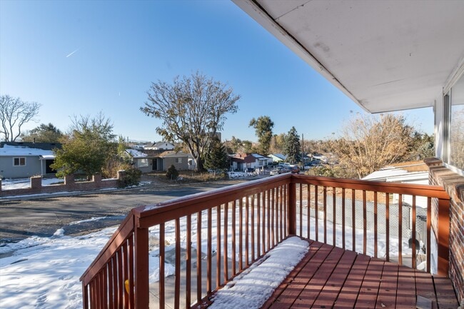 property at 718 Stuart St