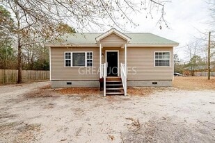 125 YMCA Rd in Lexington, SC - Building Photo