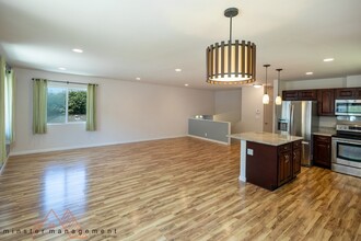 2438 10th Ave in Honolulu, HI - Building Photo - Building Photo