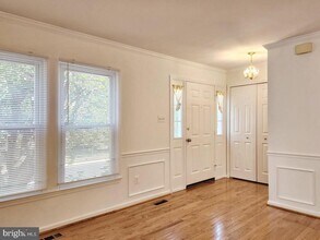 5840 Westwater Ct in Centreville, VA - Building Photo - Building Photo