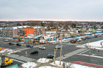 East Station in Toronto, ON - Building Photo - Building Photo