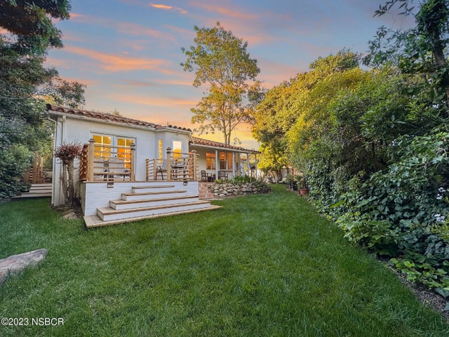 property at 2 Eucalyptus Ln