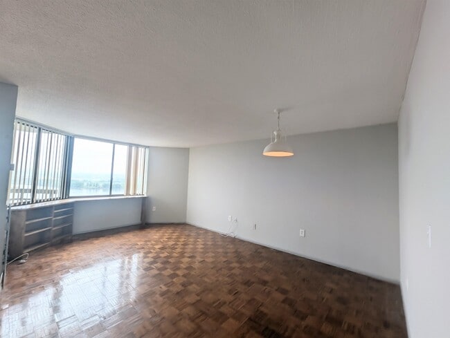 property at 1240 Harmon Cove Tower