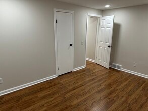 15 Elm St, Unit 4 in Fairport, NY - Building Photo - Building Photo