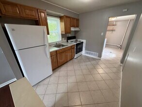 8902 Thorpe St in Livonia, MI - Building Photo - Building Photo