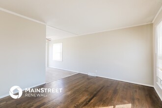 907 S Missouri St in Liberty, MO - Building Photo - Building Photo