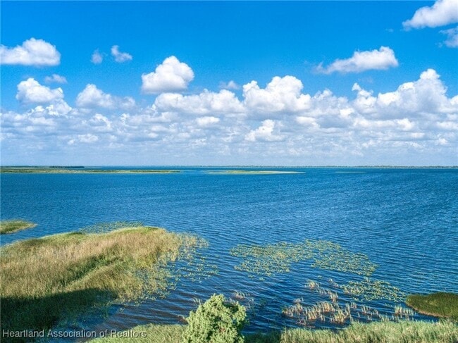 44 Crawford Dr in Lake Placid, FL - Foto de edificio - Building Photo