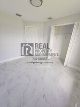 2906 68th St W in Lehigh Acres, FL - Building Photo - Building Photo