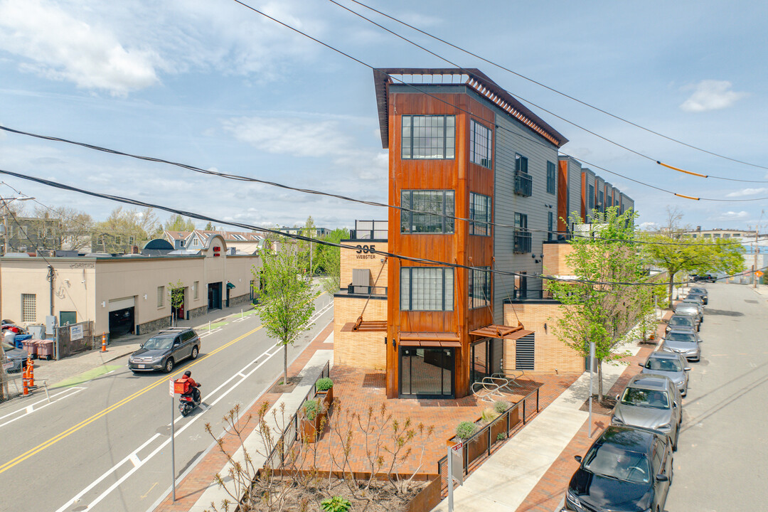 Iman Crossing in Cambridge, MA - Foto de edificio