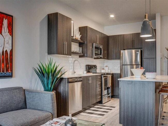 Affinity 56 in West Jordan, UT - Foto de edificio - Building Photo