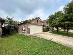 705 Harwood Dr in San Marcos, TX - Building Photo - Building Photo
