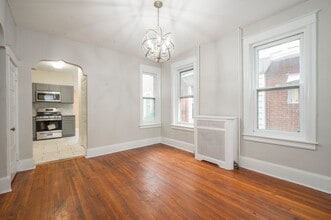 4915 N 11th St in Philadelphia, PA - Foto de edificio - Building Photo