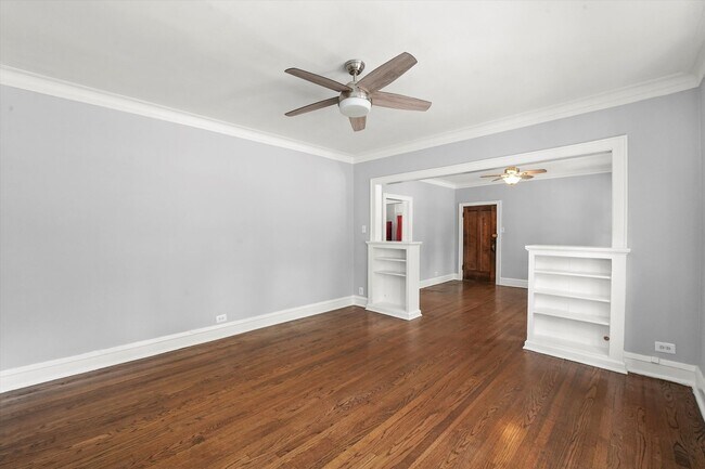 4241 N Laramie Ave, Unit 3 in Chicago, IL - Building Photo - Building Photo