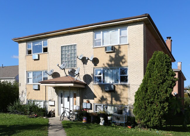 9638 Golf Ter in Des Plaines, IL - Building Photo - Building Photo