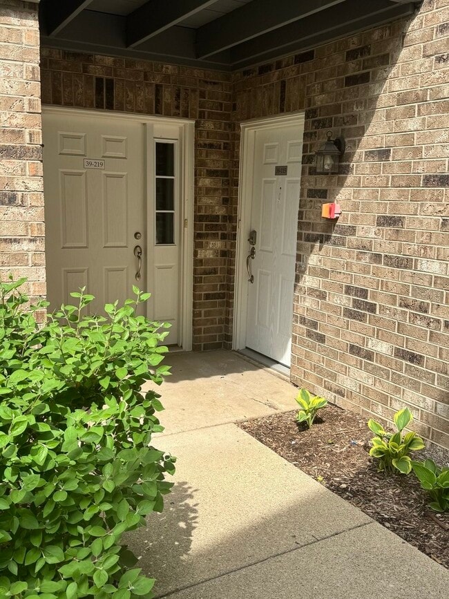property at 39 Foxcroft Rd