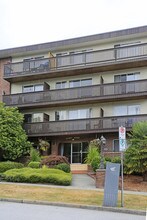 Mandalay Terrace in New Westminster, BC - Building Photo - Building Photo