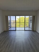 9235 SW 8th St in Boca Raton, FL - Building Photo - Building Photo