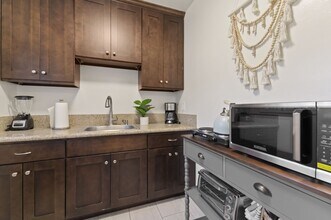 5054 Cape May Ave in San Diego, CA - Building Photo - Building Photo