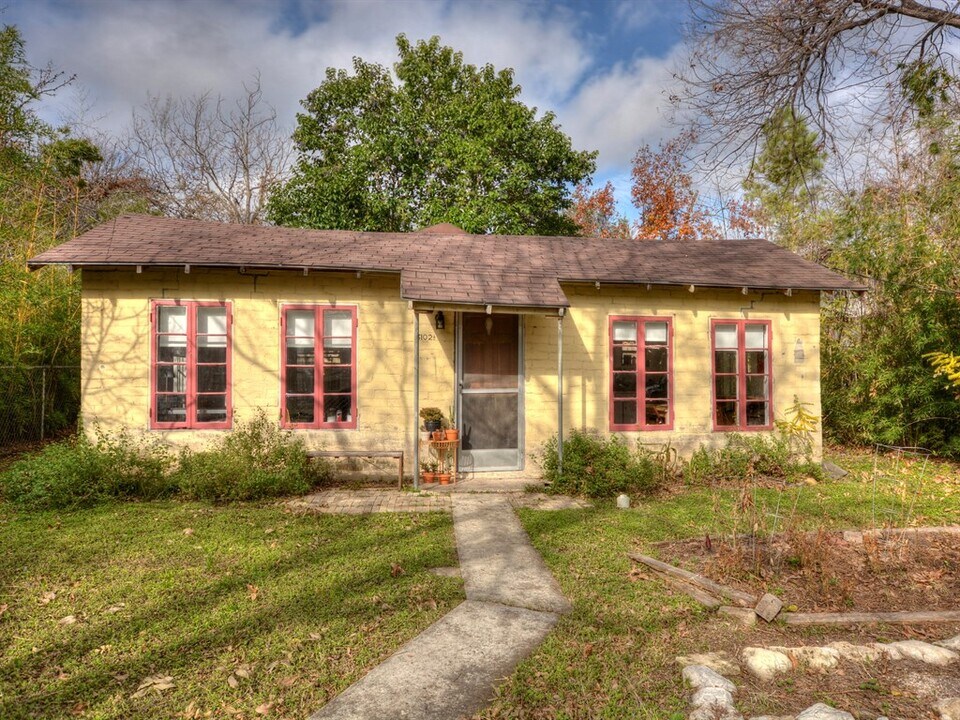 3102-3102 King St in Austin, TX - Building Photo