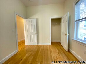 9 Gardner Terrace in Boston, MA - Building Photo - Building Photo