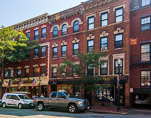 137 Charles, Unit 3 in Boston, MA - Foto de edificio