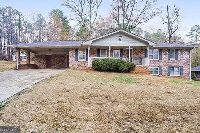 property at 6236 Queens Rd