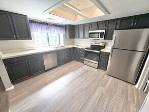 12642 E Warren Dr in Aurora, CO - Building Photo - Building Photo