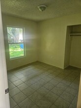 806 56th Ave E in Bradenton, FL - Building Photo - Building Photo