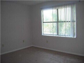 208 Third St SE in Fort Walton Beach, FL - Foto de edificio - Building Photo